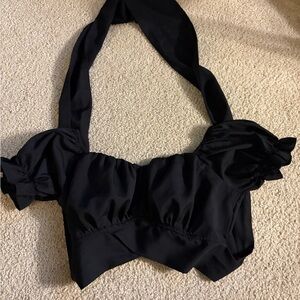 Black  Crop‎ Top